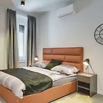 Novak *