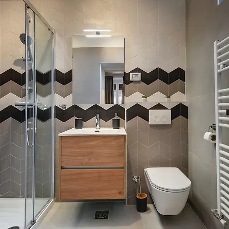 Novak Apartment *