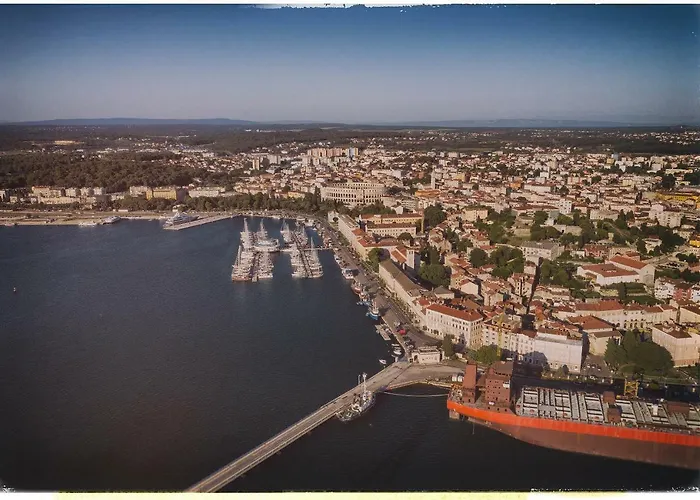 아파트 Novak 풀라